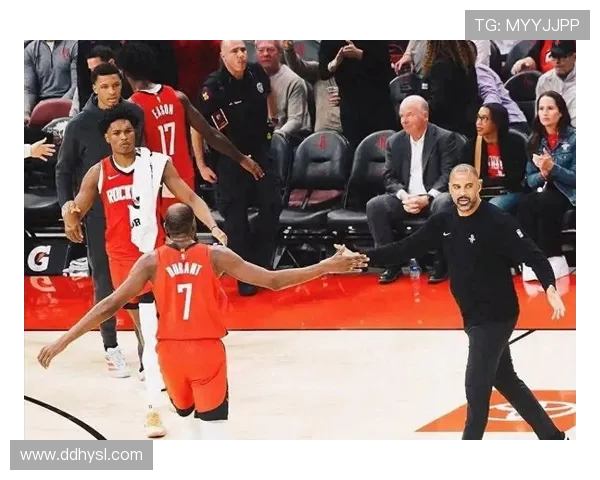 2018年火箭与马刺季前赛精彩回放全景分析与赛后点评 2018年火箭与马刺季前赛精彩回放全景分析与赛后点评