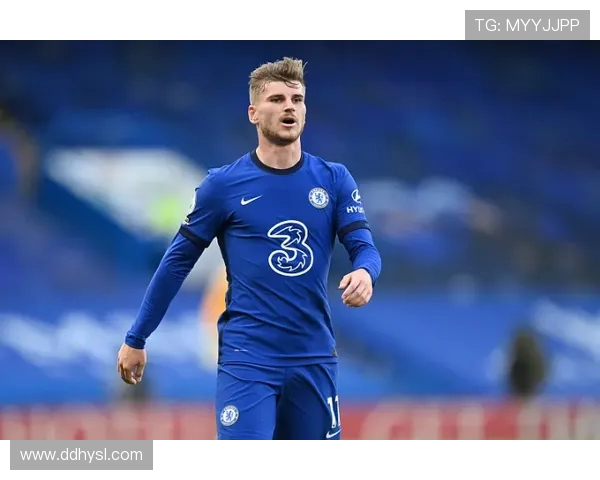 拉什福德的崛起之路:从青训小将到英超明星的奋斗历程解析 拉什福德的崛起之路:从青训小将到英超明星的奋斗历程解析