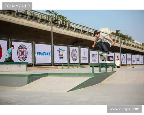 滑板人生的追逐与坚持刘强与我畅谈梦想与挑战 滑板人生的追逐与坚持刘强与我畅谈梦想与挑战