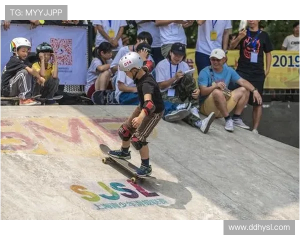 上海滑板队的蜕变与成长极限运动嘉年华的精彩瞬间回顾 上海滑板队的蜕变与成长极限运动嘉年华的精彩瞬间回顾