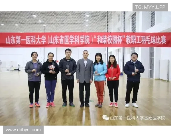 武汉羽毛球队在全国团队协作排行榜中荣获第六名展现出强大实力与团队精神